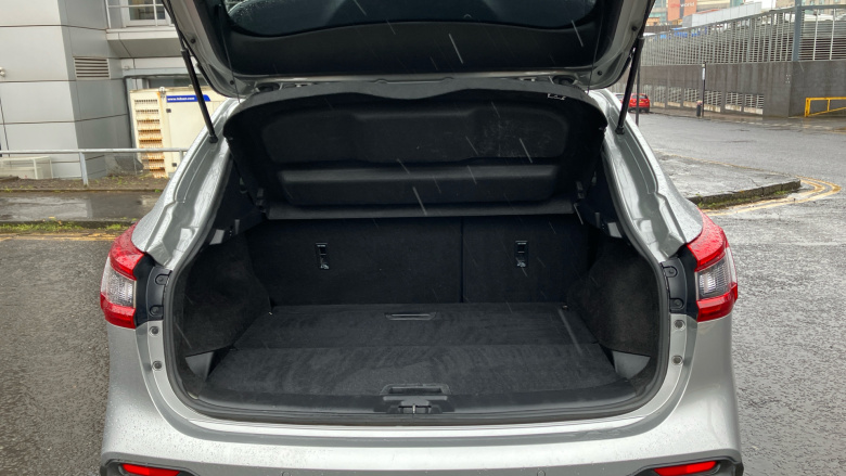 Nissan Qashqai 1.3 DiG-T Tekna 5dr Petrol Hatchback